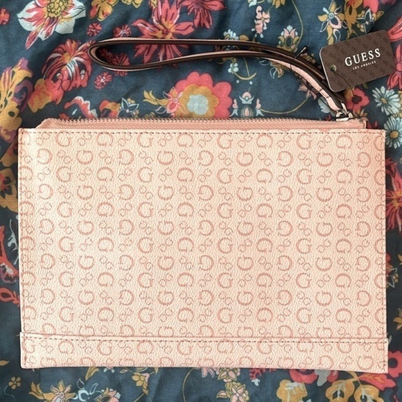 Brand New Guess Los Angeles Rose Pink Large Zippered Rothenberg Clutch Wristlet - Picture 4 of 13